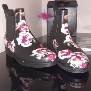 Rouela rain boots